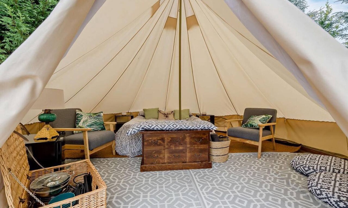 Fourstones Near Bentham RV Rental | 1 Bed in Austwick (oc-d32794)