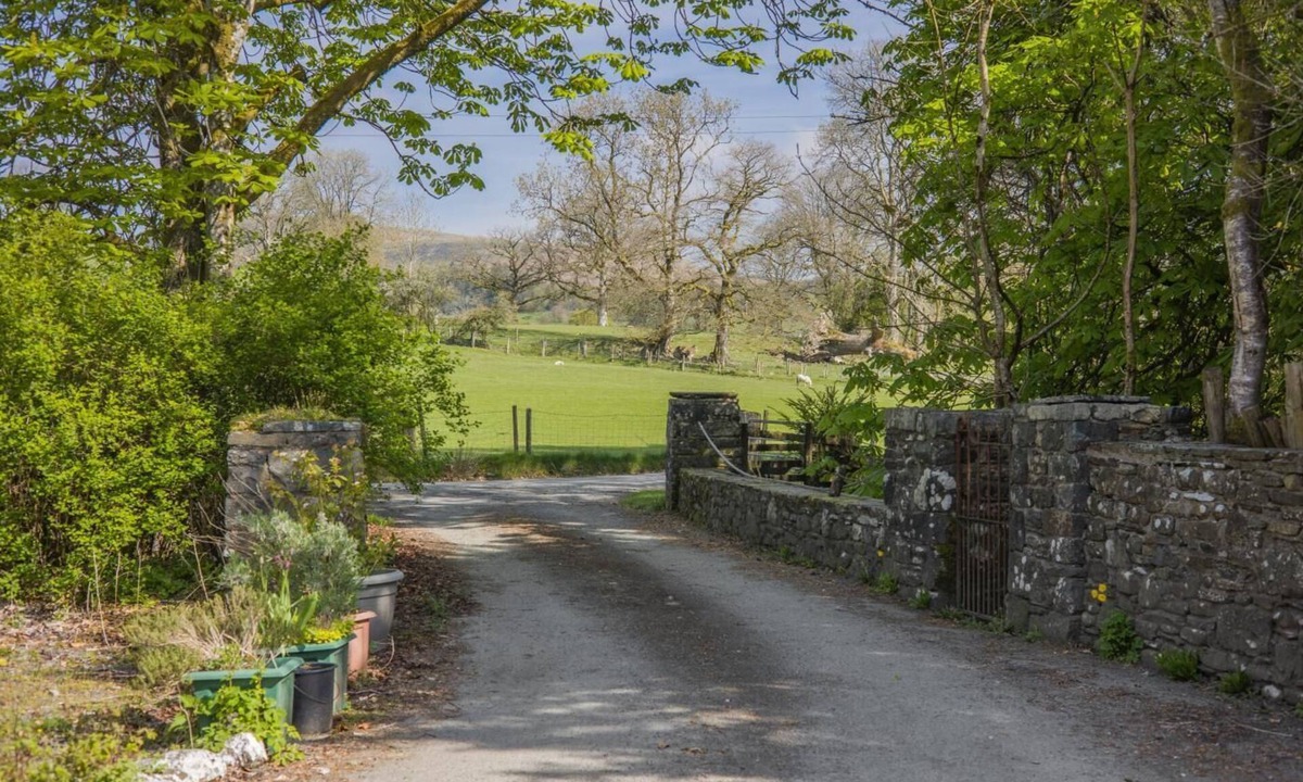 Llanwrtyd Wells House | 1 Bed in Llanwrtyd Wells (oc-wal369)