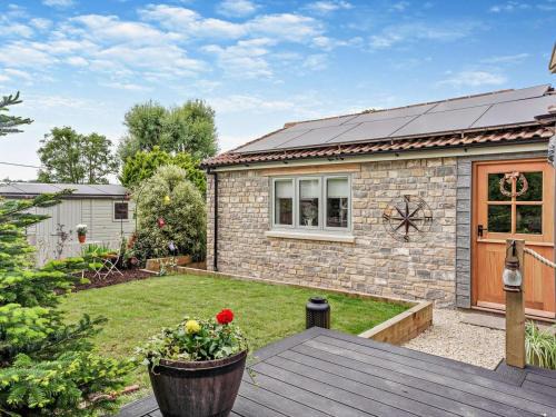East Horrington House | 1 Bed in Shepton Mallet oc-94296