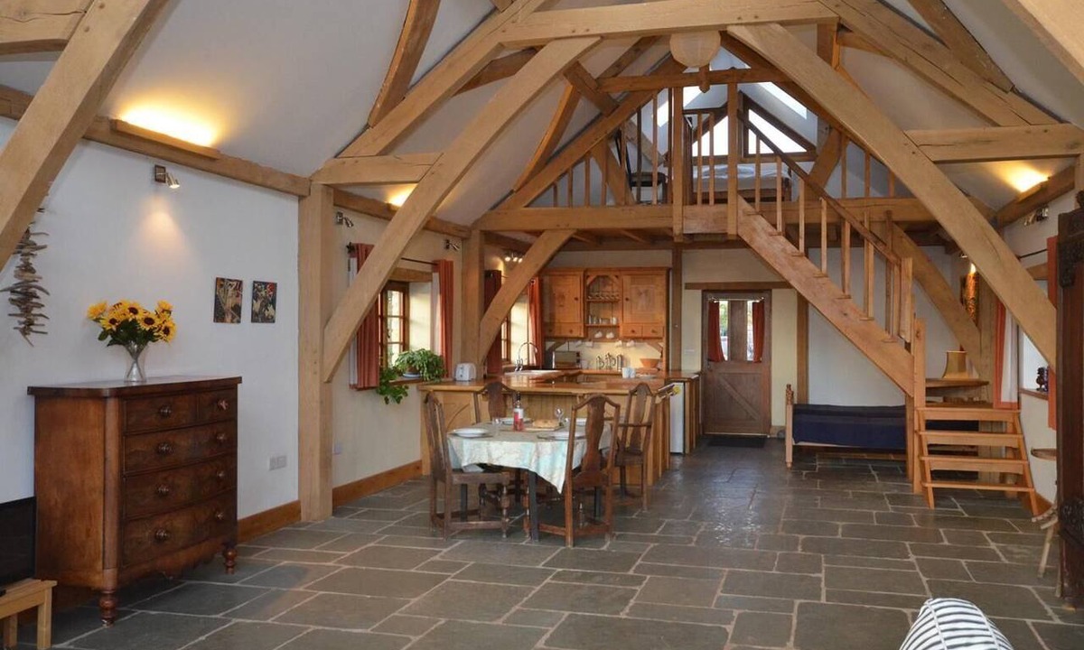 Dundon Cottage | 1 Bed in Somerton (oc-asher)