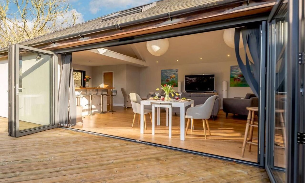 West Meon Cottage | 1 Bed in Upham (oc-90771)