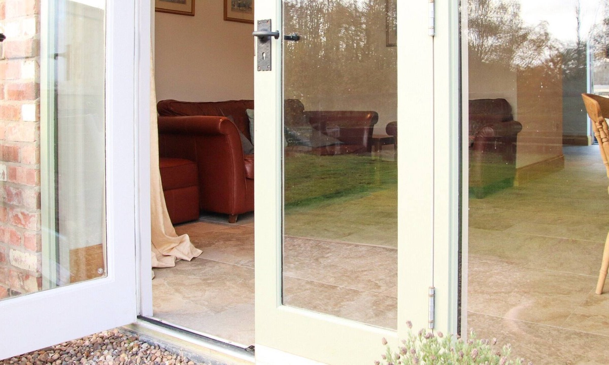 Newark Cottage | 1 bedroom accommodation in Danethorpe