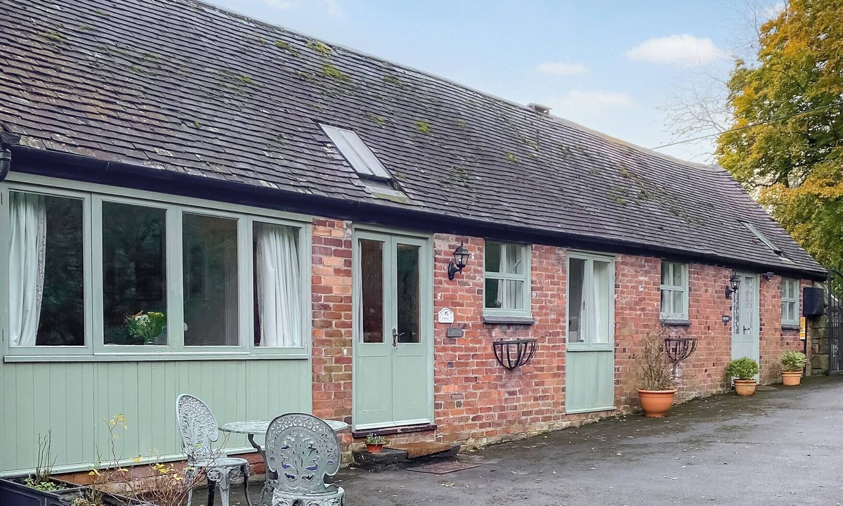 Middle Mayfield Cottage | 1 bedroom accommodation in Middle Mayfield, near Ashbourne