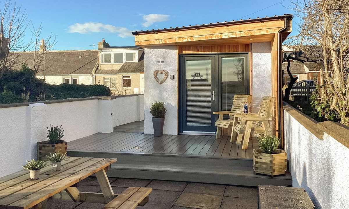 Tain Cottage | 1 bedroom accommodation in Balintore