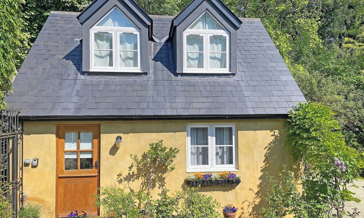 Lower Heyford Cottage | 1 bedroom accommodation in Lower Heyford, near Oxford