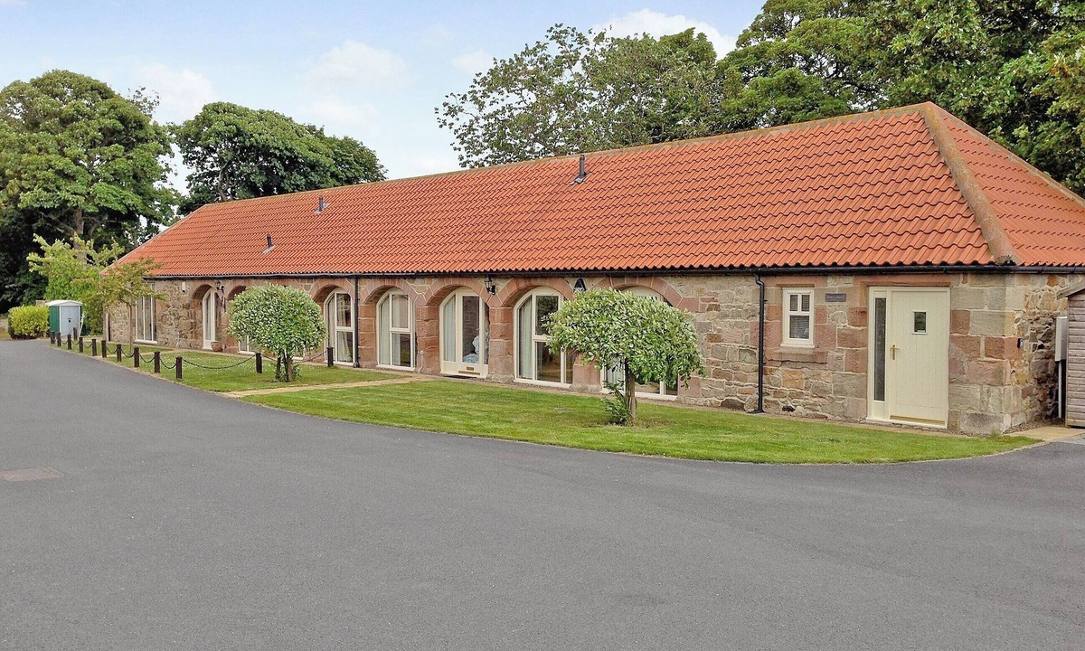 Chathill Cottage | 1 bedroom accommodation in Tughall Steads, near Beadnell