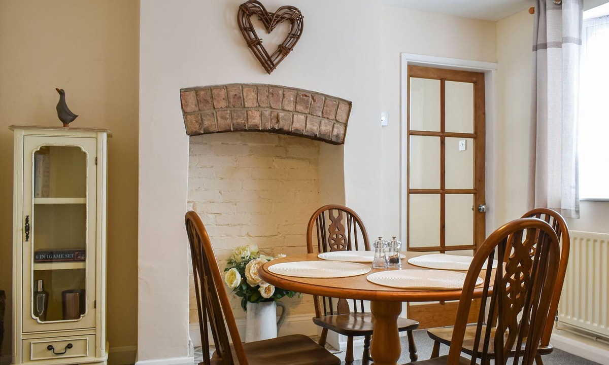 Enderby Cottage | 1 bedroom accommodation in Enderby