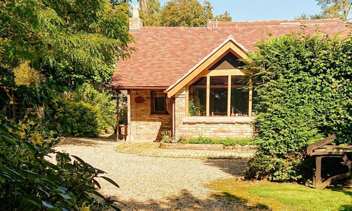 Penycae Cottage | 1 bedroom accommodation in Pen-y-Cae, near Ruabon