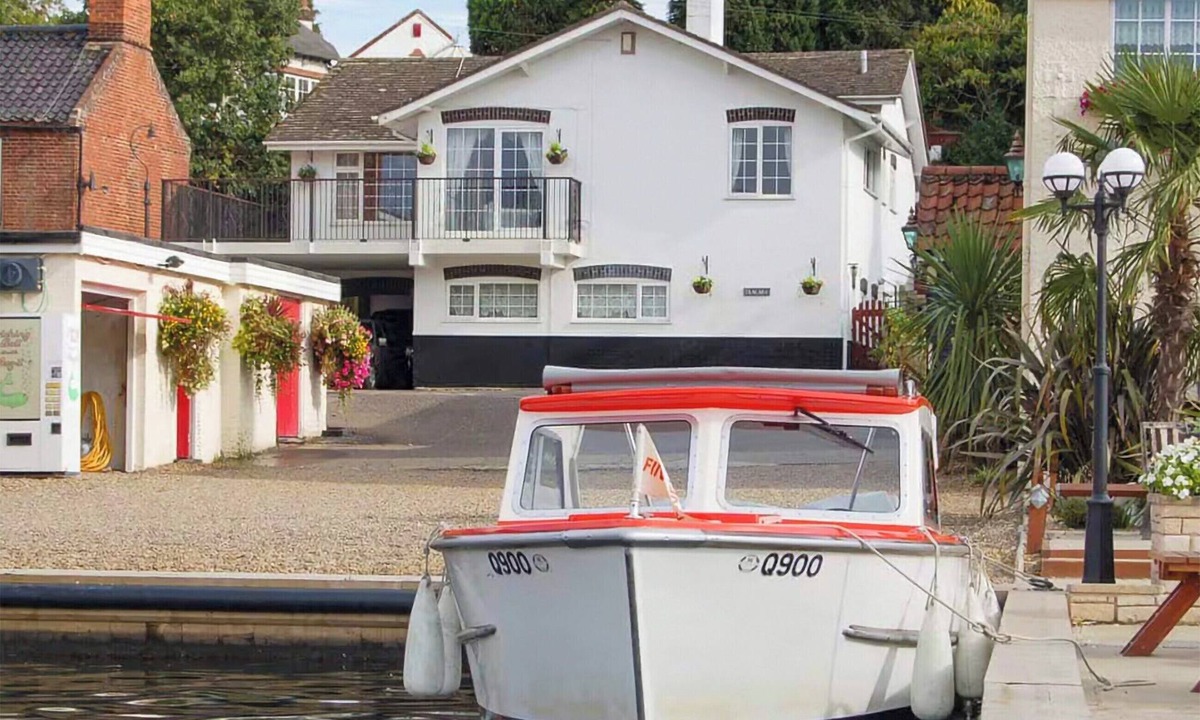 Horning Cottage | 1 bedroom accommodation in Horning, near Norwich