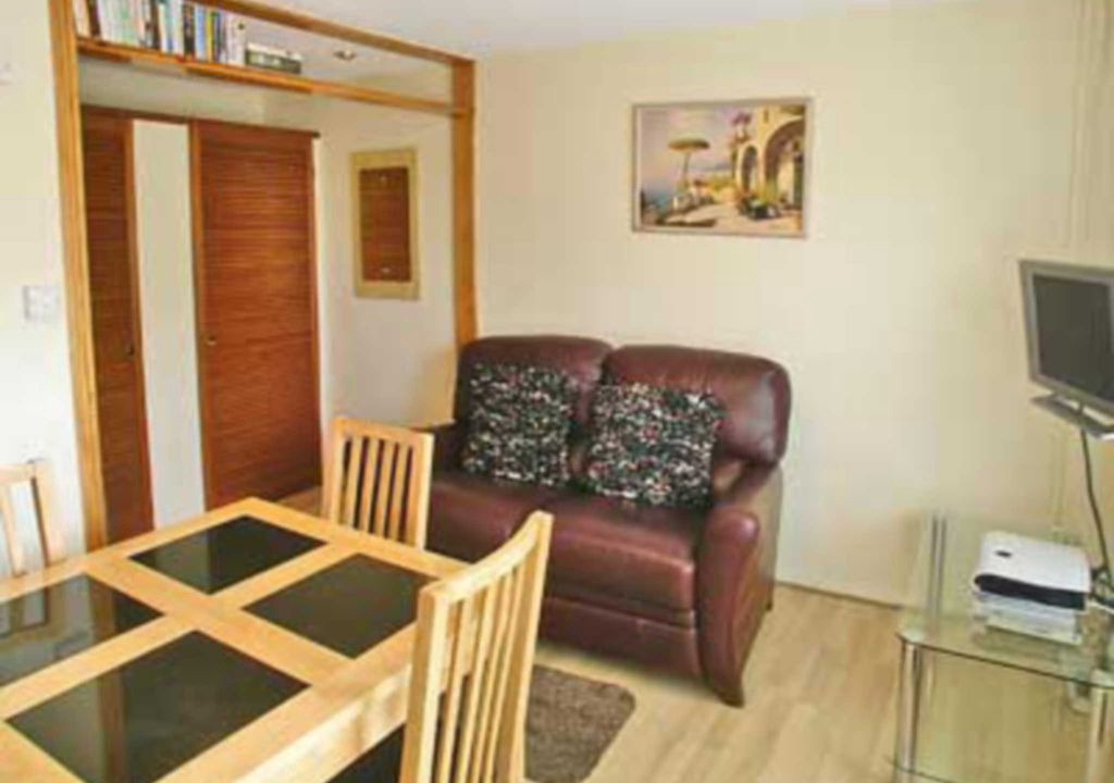 Niton Cottage | 1 bedroom accommodation in Niton, near Ventnor