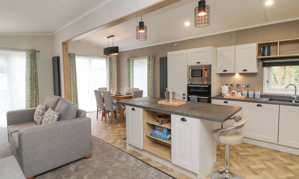Combe Martin Cottage | 18 Manleigh Park