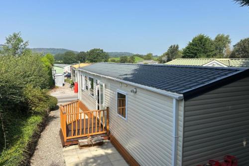 Carnforth House | 2 Bed Caravan-Sleeps 6-Pet Friendly