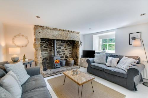 Saint Erth Praze House | 2 Bed in Breage oc-jobcot