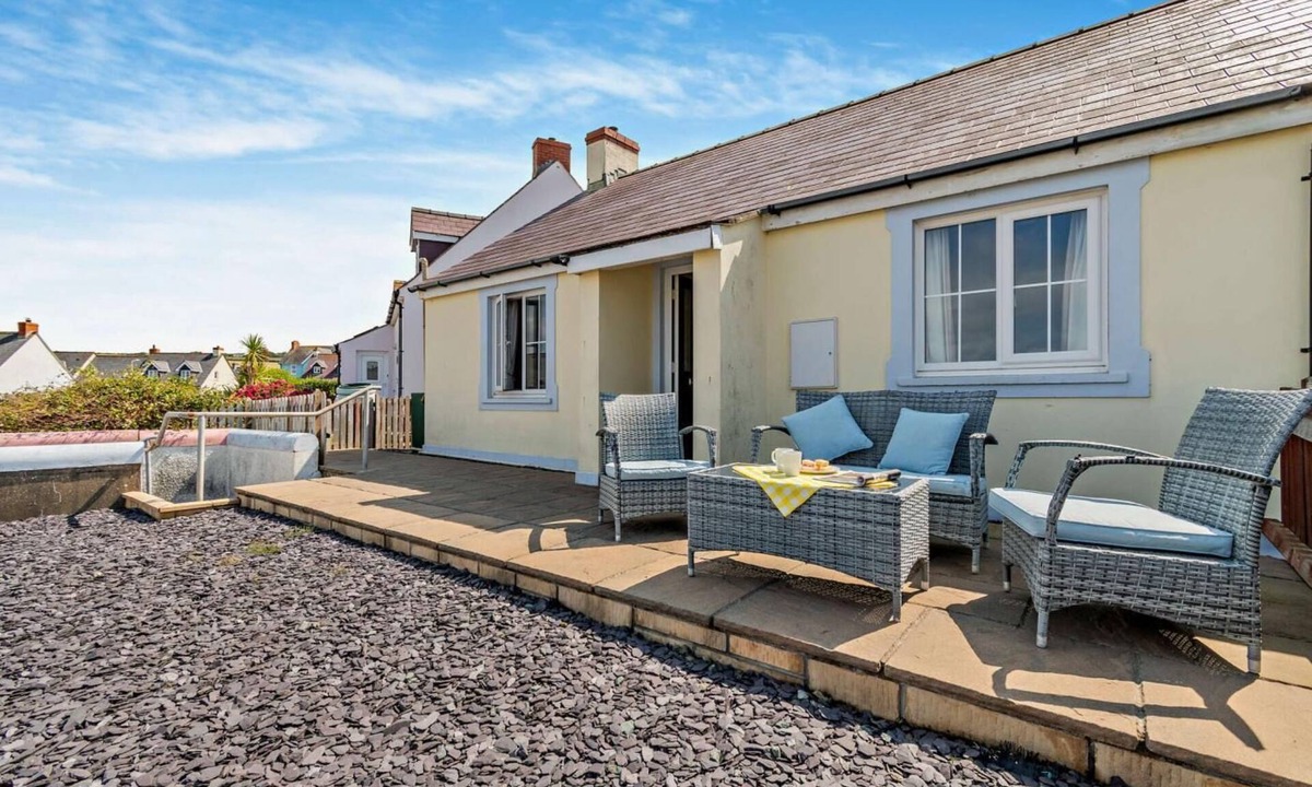 Little Haven House | 2 Bed in Broad Haven (oc-a27863)