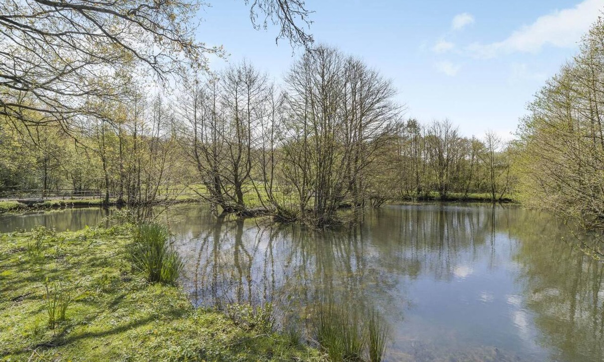 Peterston-Super-Ely Cottage | 2 Bed in Cardiff (oc-45394)