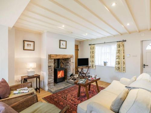 Lund House | 2 Bed in Driffield oc-75584