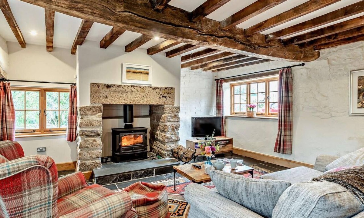 Holcombe Burnell Cottage | 2 Bed in Exeter (oc-92739)