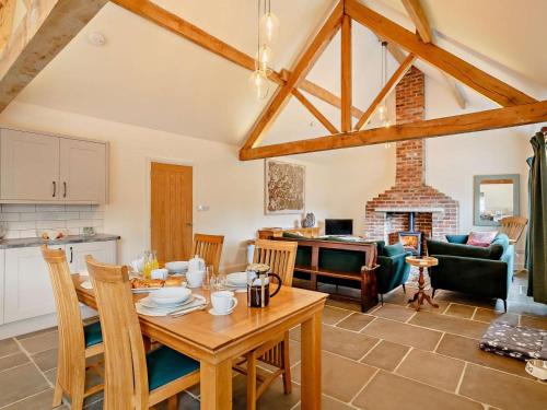 Bishop Monkton House | 2 Bed in Harrogate oc-92721