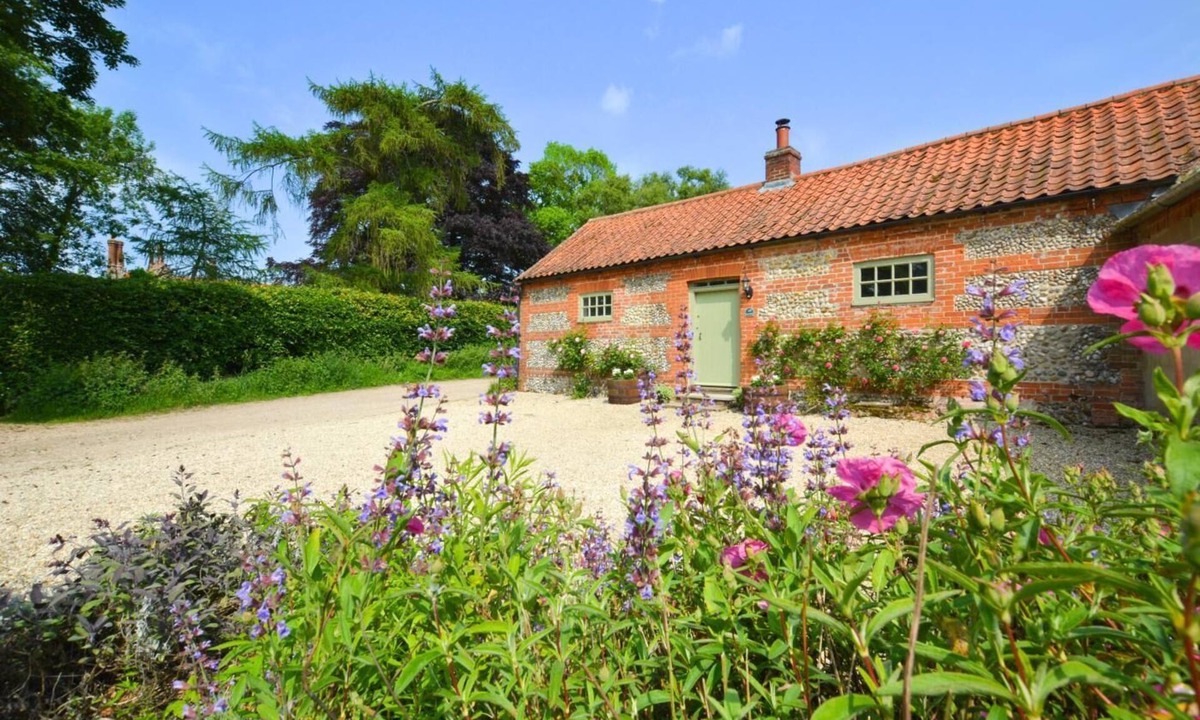 Hindringham Cottage | 2 Bed in Hindringham (oc-1871)