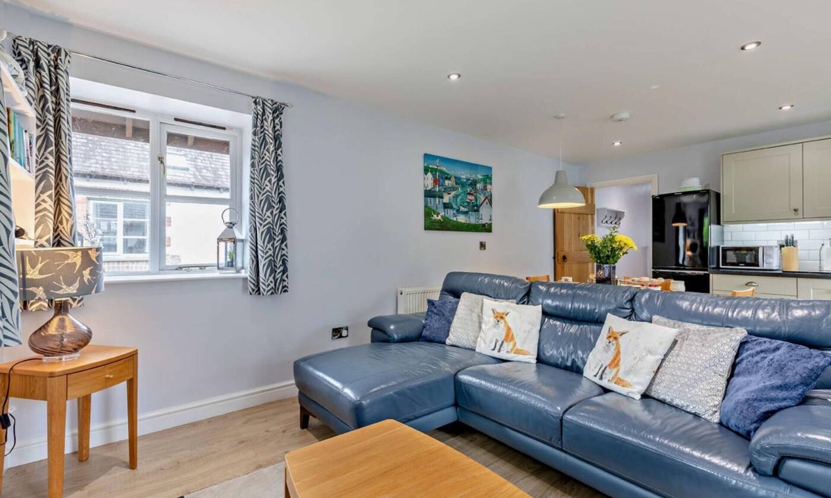 Torrington Cottage | 2 Bed in Langtree (oc-e29913)