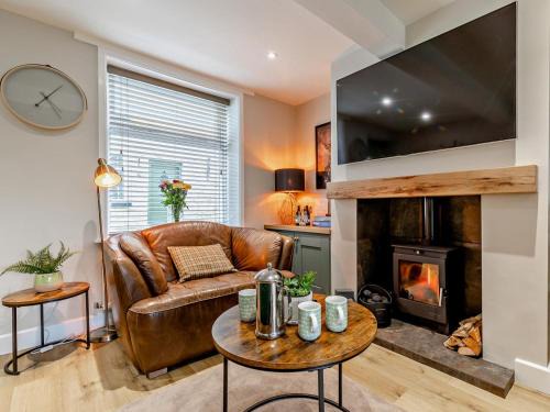 Kerridge House | 2 Bed in Macclesfield oc-94785