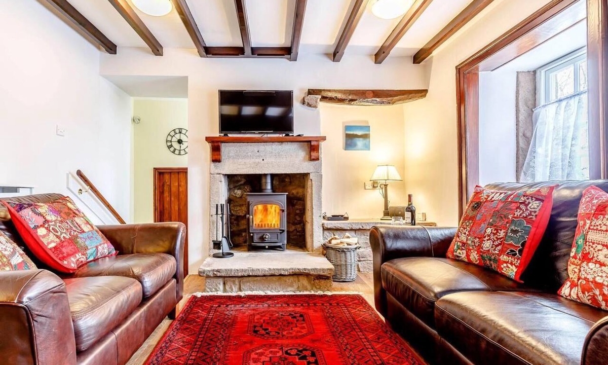 Winster Cottage | 2 Bed in Matlock (oc-81043)