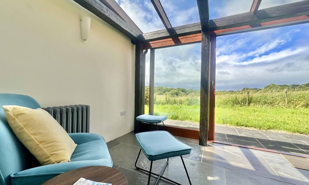 Milton Damerel Cottage | 2 Bed in Milton Damerel (oc-s42659)