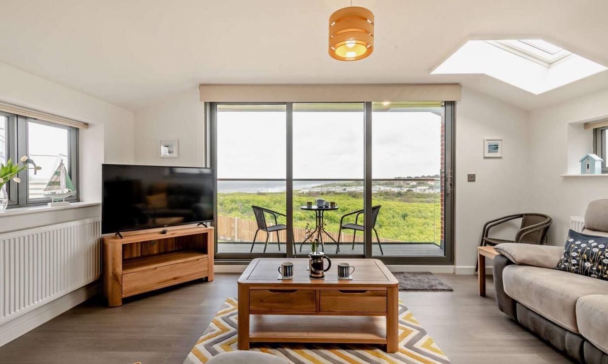 Sheringham Cottage | 2 Bed in Sheringham (oc-b27372)