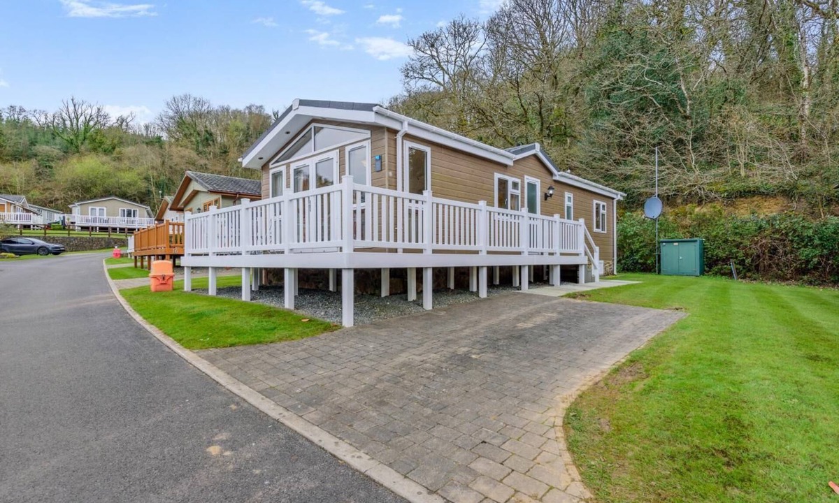 Wiseman's Bridge House | 2 Bed in Stepaside (oc-pw1003)