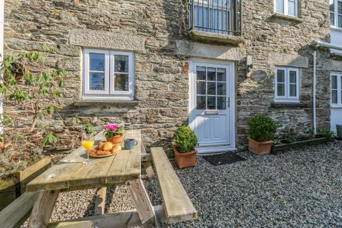Summercourt House | 2 Bed in Summercourt oc-c36890