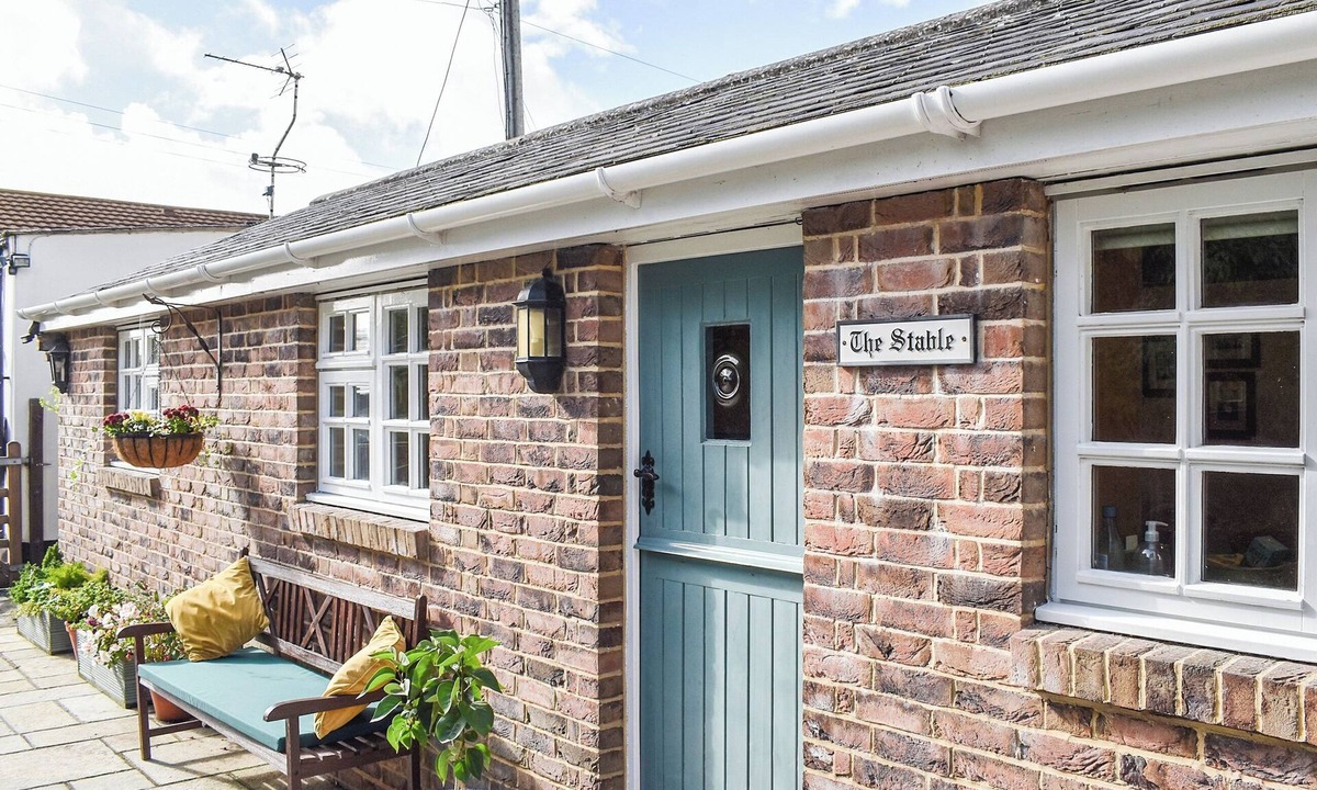 East Knighton Cottage | 2 bedroom accommodation in Winfrith Newburgh