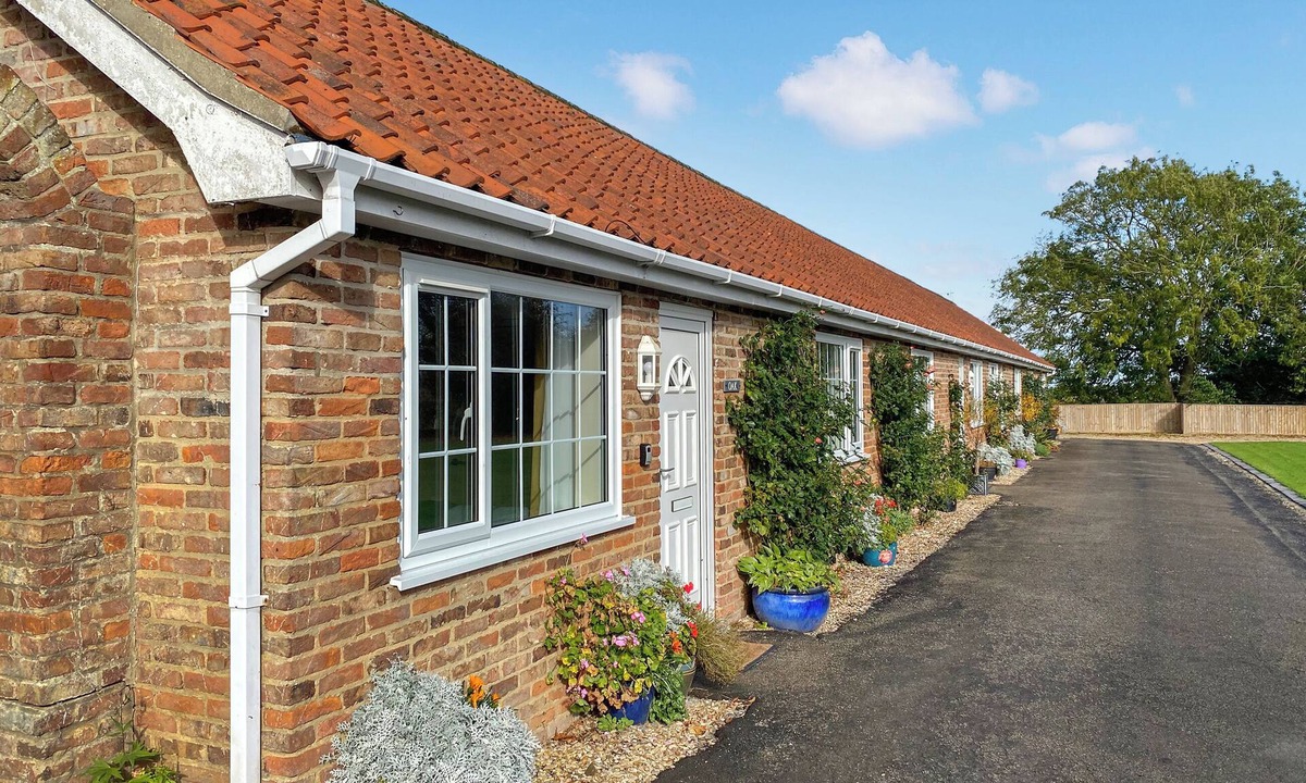 Burgh le Marsh Cottage | 2 bedroom accommodation in Burgh Le Marsh