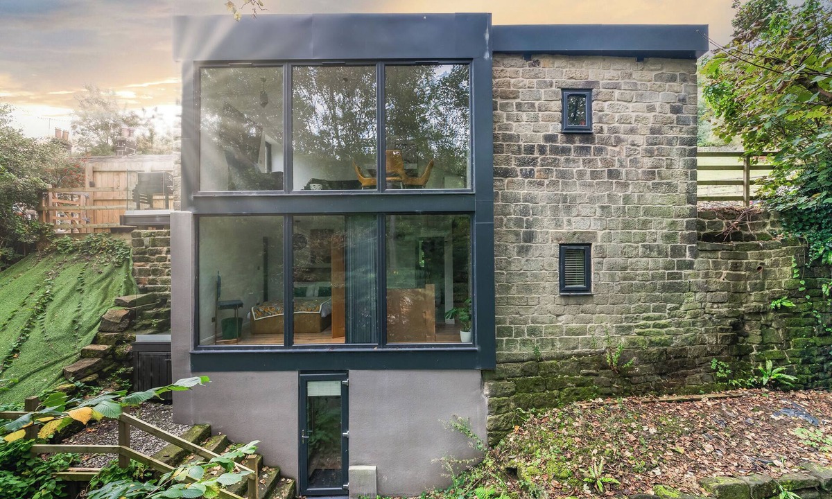 Cragg Vale Cottage | 2 bedroom accommodation in Hebden Bridge