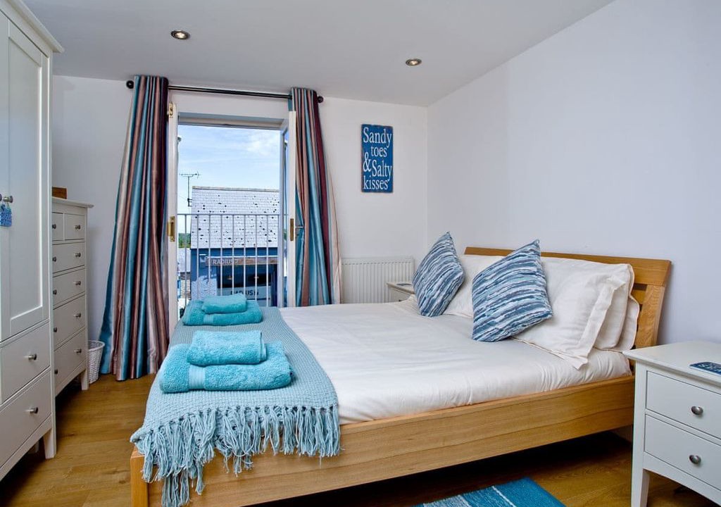 Stoke Fleming Apartment | 2 bedroom accommodation in Stoke Fleming