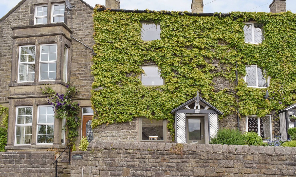 Bamford Cottage | 2 bedroom accommodation in Bamford, near Hope Valley