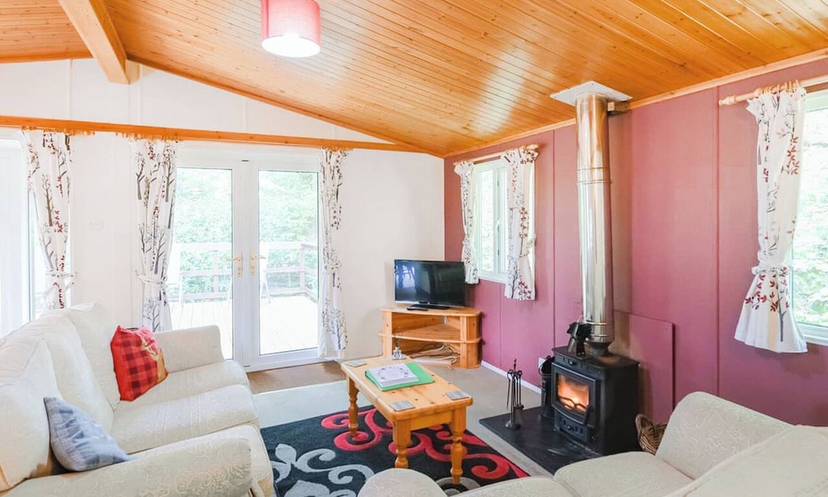 Machynlleth Ski Chalet | 2 bedroom accommodation in Machynlleth