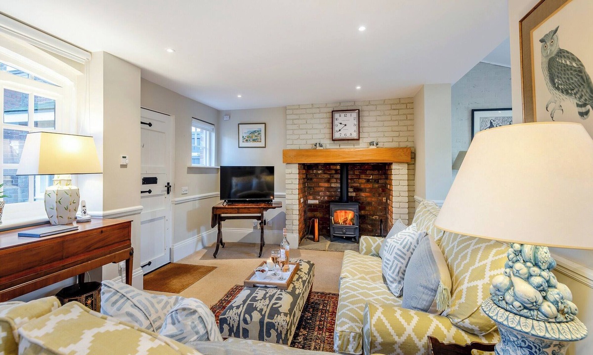 Edenbridge Cottage | 2 bedroom accommodation in Edenbridge