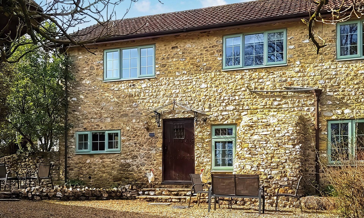 Axminster Cottage | 2 bedroom accommodation in Membury, near Axminster