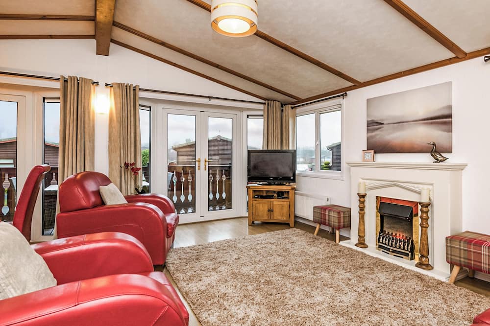 Carnforth Ski Chalet | 2 bedroom accommodation in Carnforth
