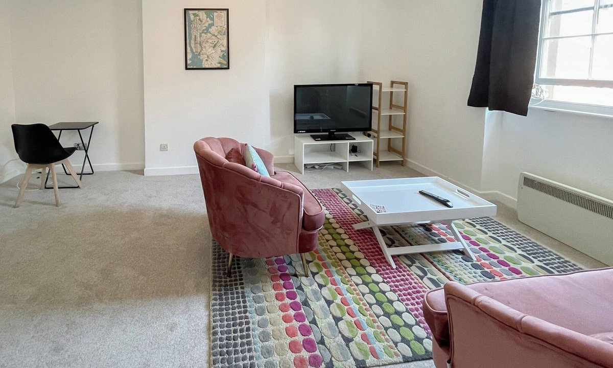 Saint Paul's Cottage | 2 bedroom accommodation in Bristol