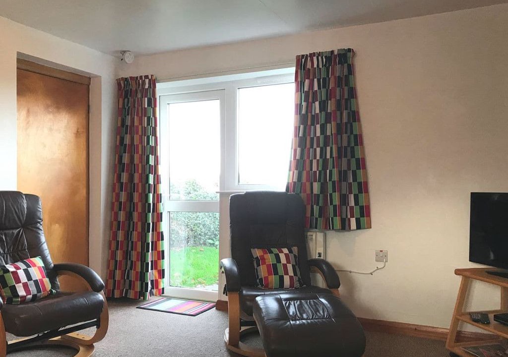 Blue Anchor Cabin | 2 bedroom accommodation in Blue Anchor, near Minehead