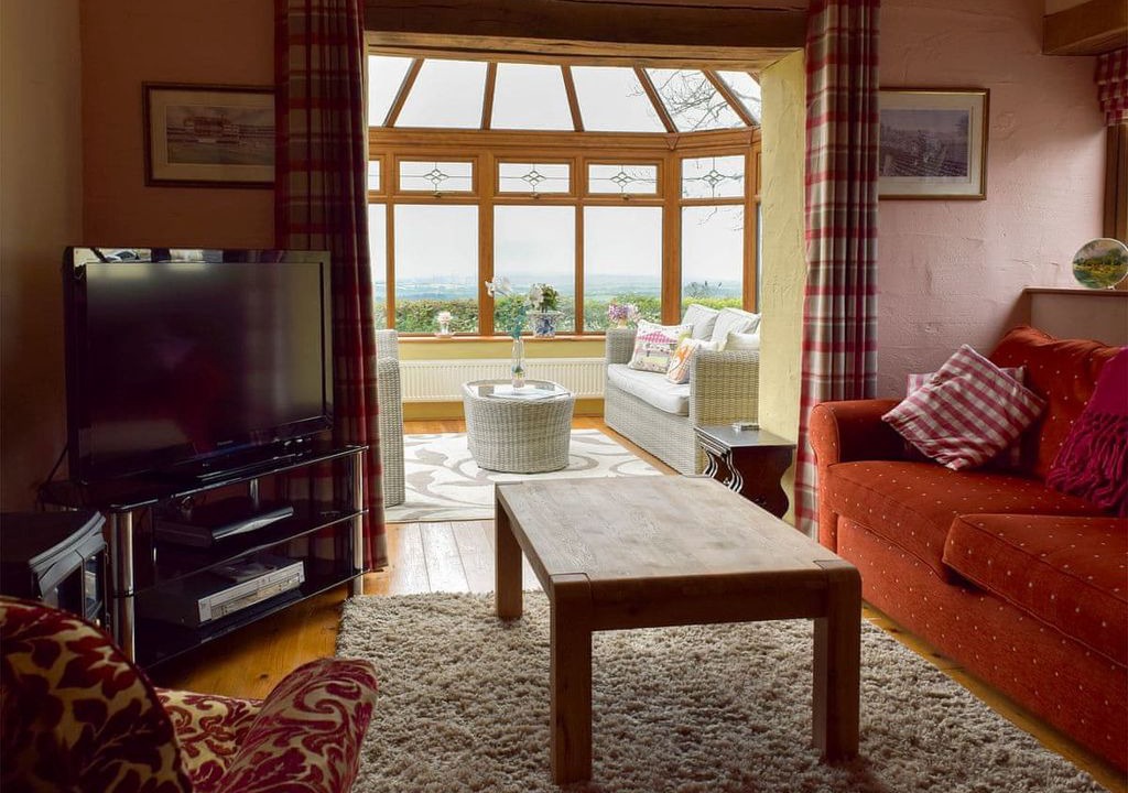 Ludchurch Cabin | 2 bedroom accommodation in Ludchurch, near Narberth