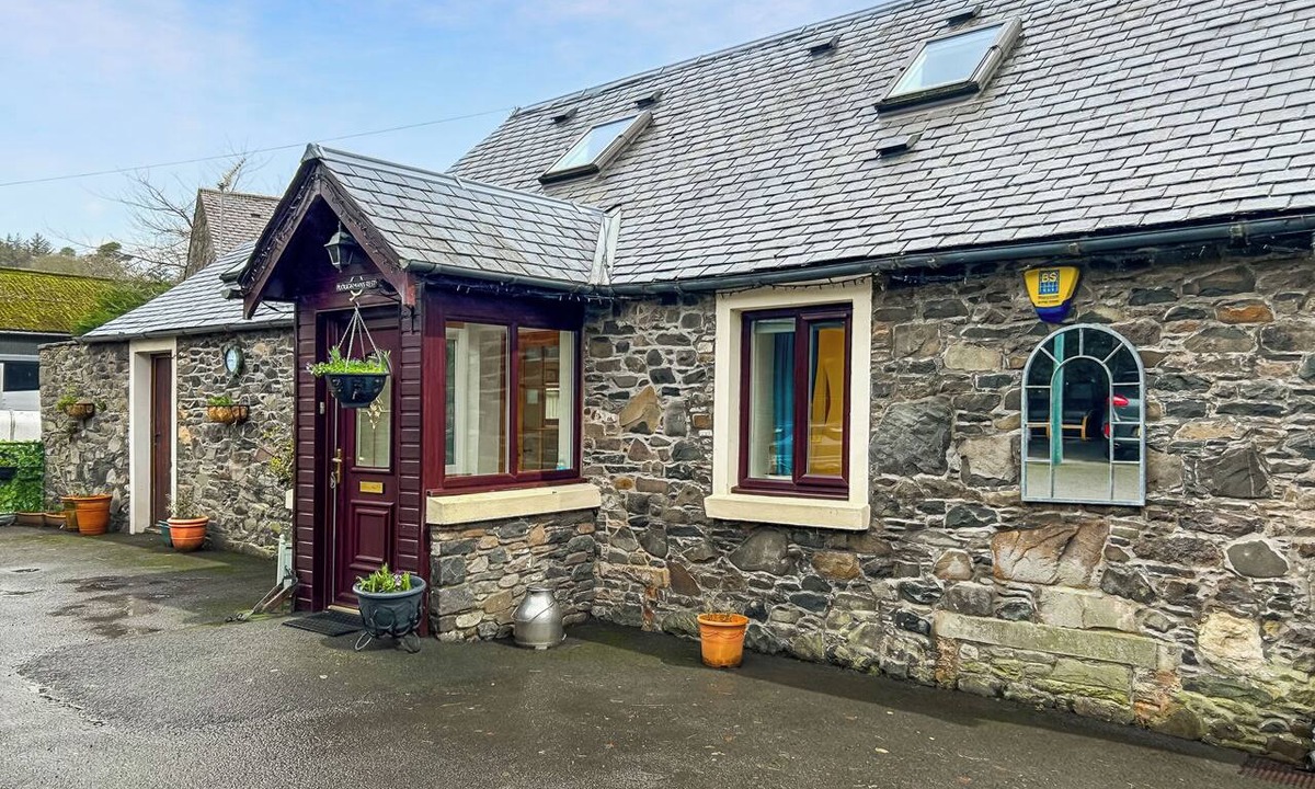 Peebles Cottage | 2 bedroom accommodation in Peebles
