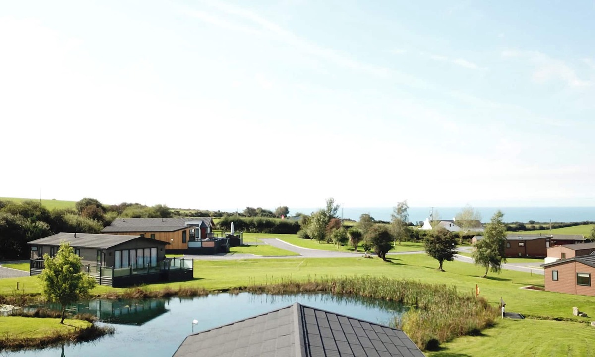 Llansantffraed Ski Chalet | 2 bedroom accommodation in Llanon