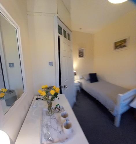 Llangollen House | 2 Bodwen Villas