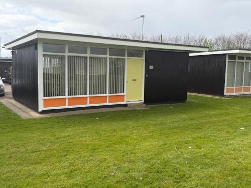 Stalham Apartment | 2 Broadside Chalet Park