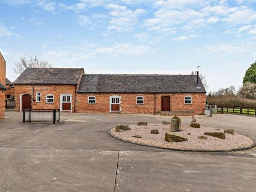 Denstone House | 3 Bed in Ashbourne oc-94309
