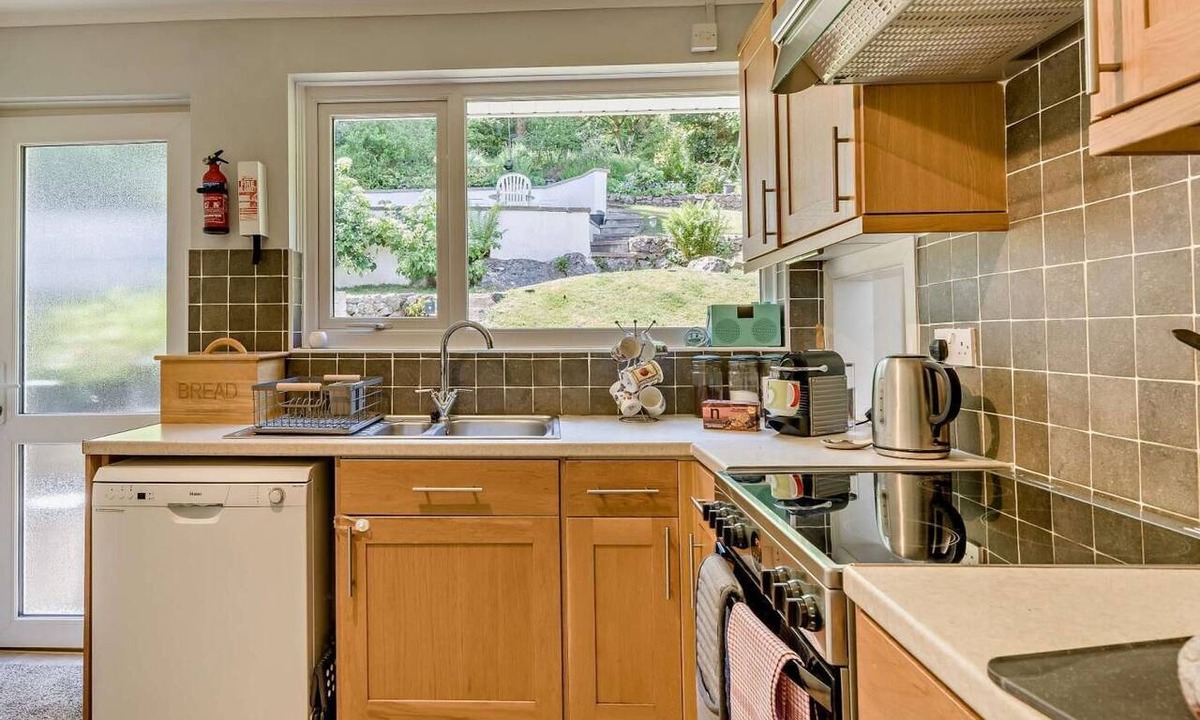 Arnside Apartment | 3 Bed in Carnforth (oc-sz425)