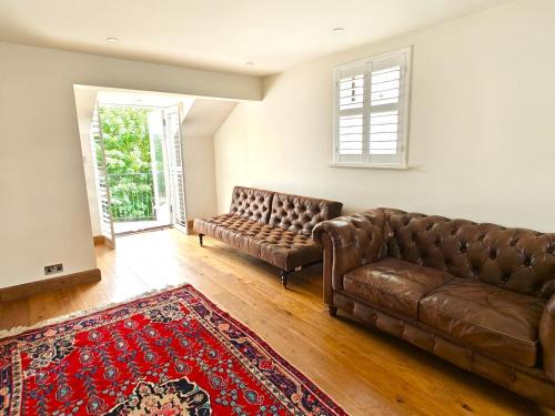 Forest Row House | 3 Bed in Forest Row oc-h43282