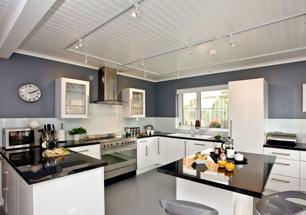 Praa Sands House | 3 bedroom accommodation in Praa Sands